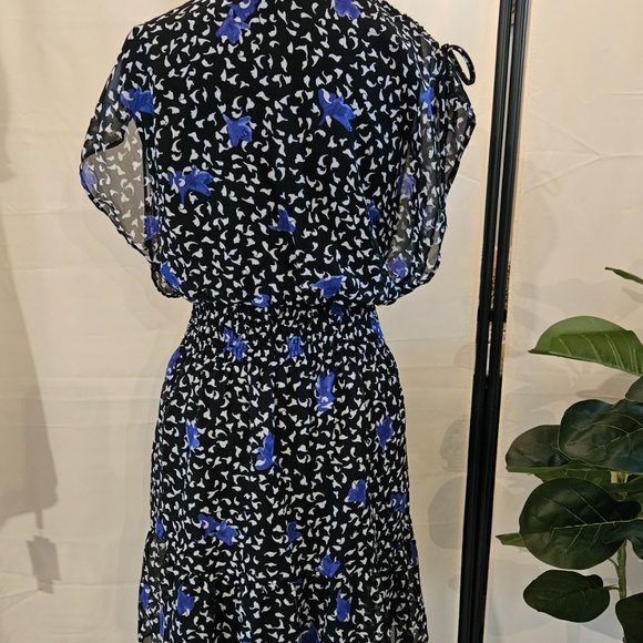 BCBGeneration Dress size XL Color Fallen petals - Picture 8 of 15